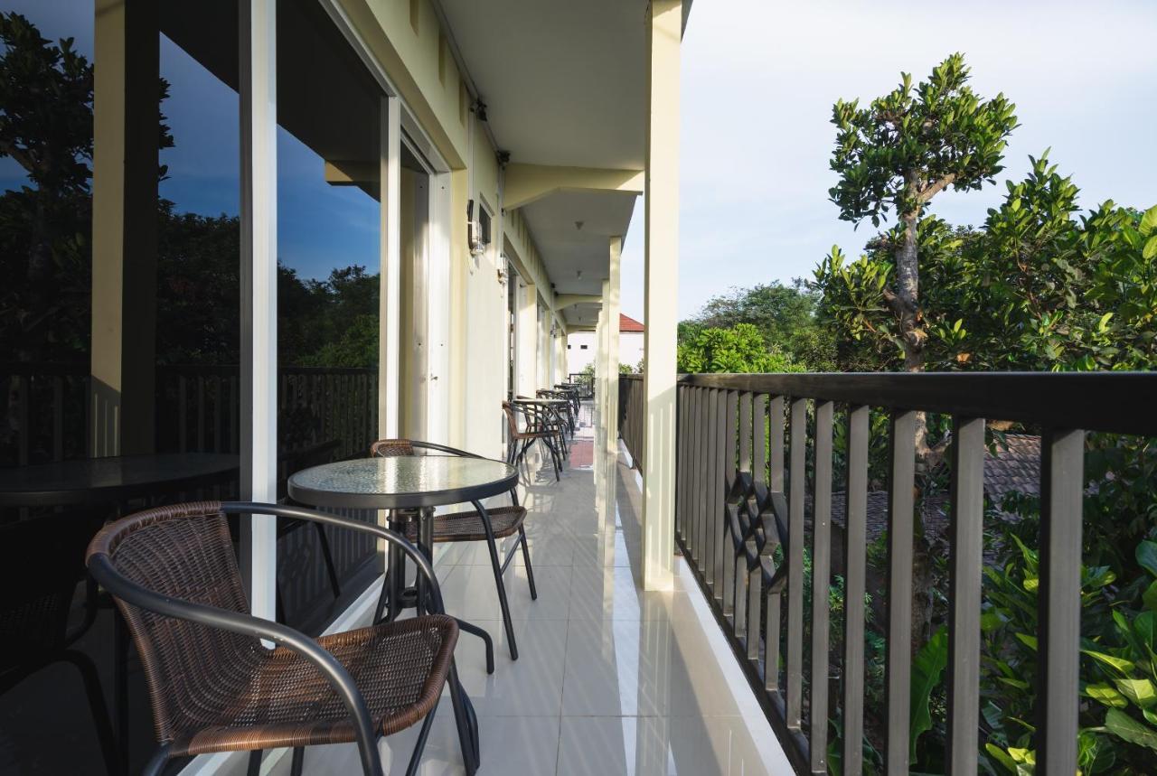 Oyo 1855 Elise Exclusive Residence Balong  Exterior photo